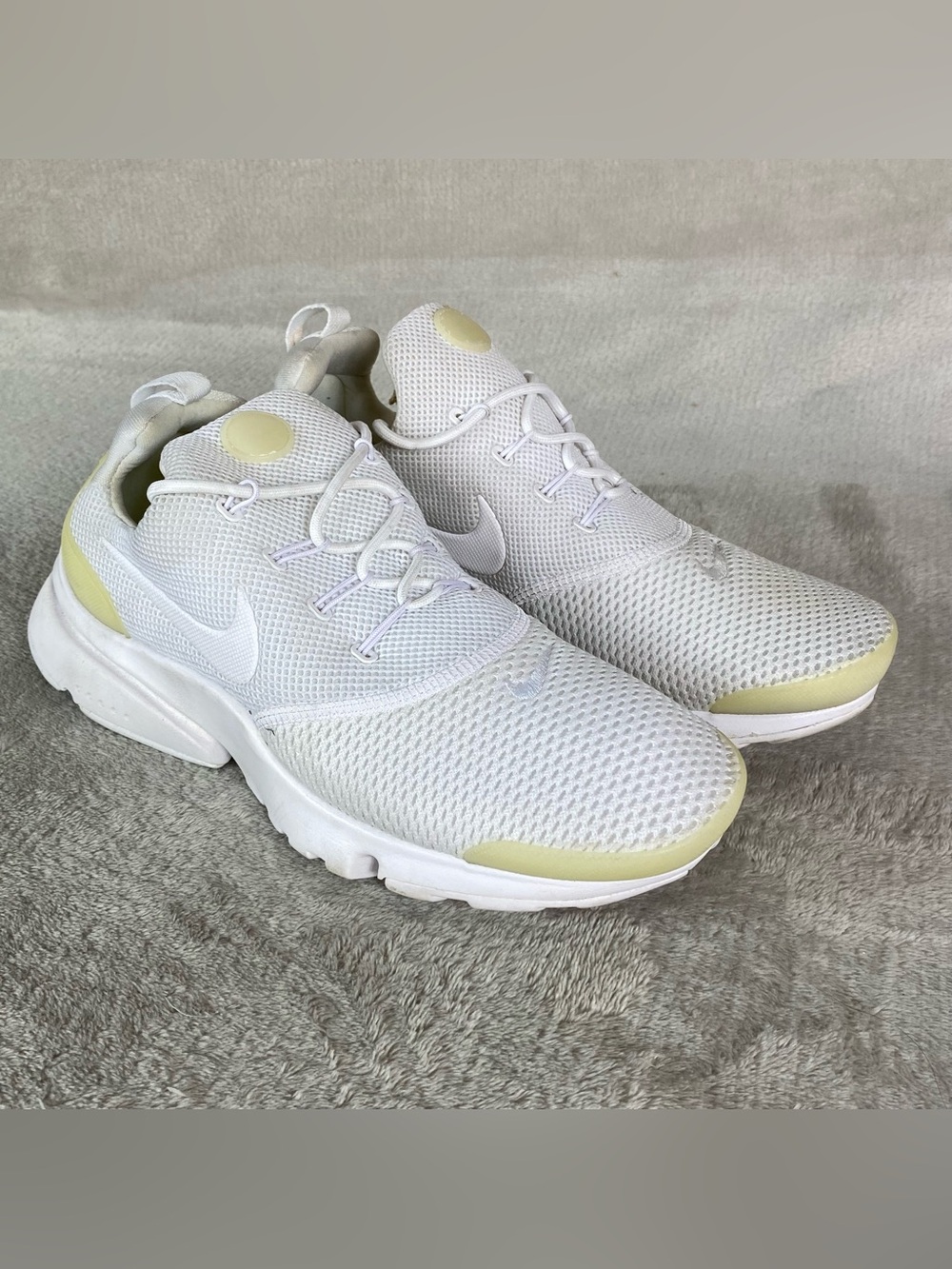 Nike‎ Air Presto Ultra Flyknit 910569-101 Womens Size 8 White Running Shoes NEW